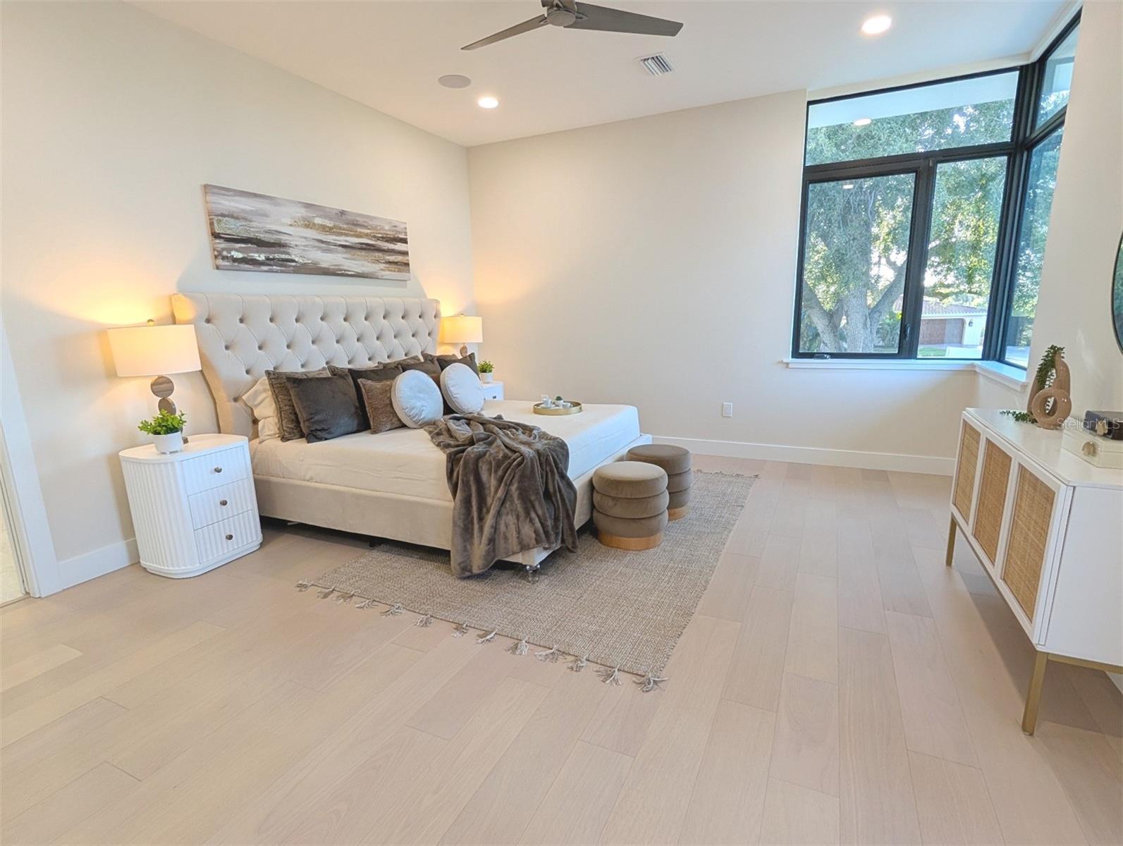 MONTICELLO - Residential