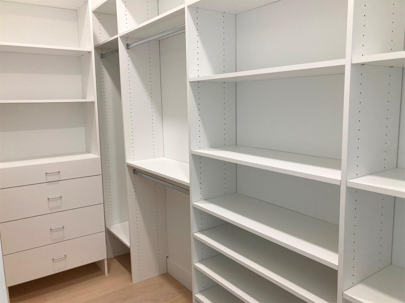 MONTICELLO - Residential