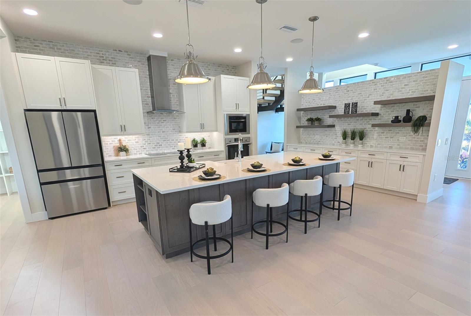 MONTICELLO - Residential