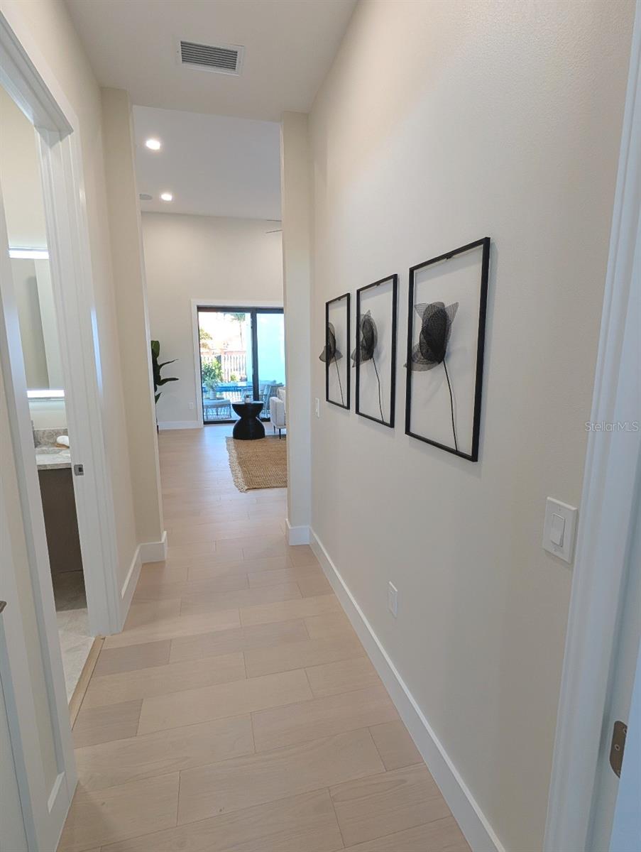 MONTICELLO - Residential