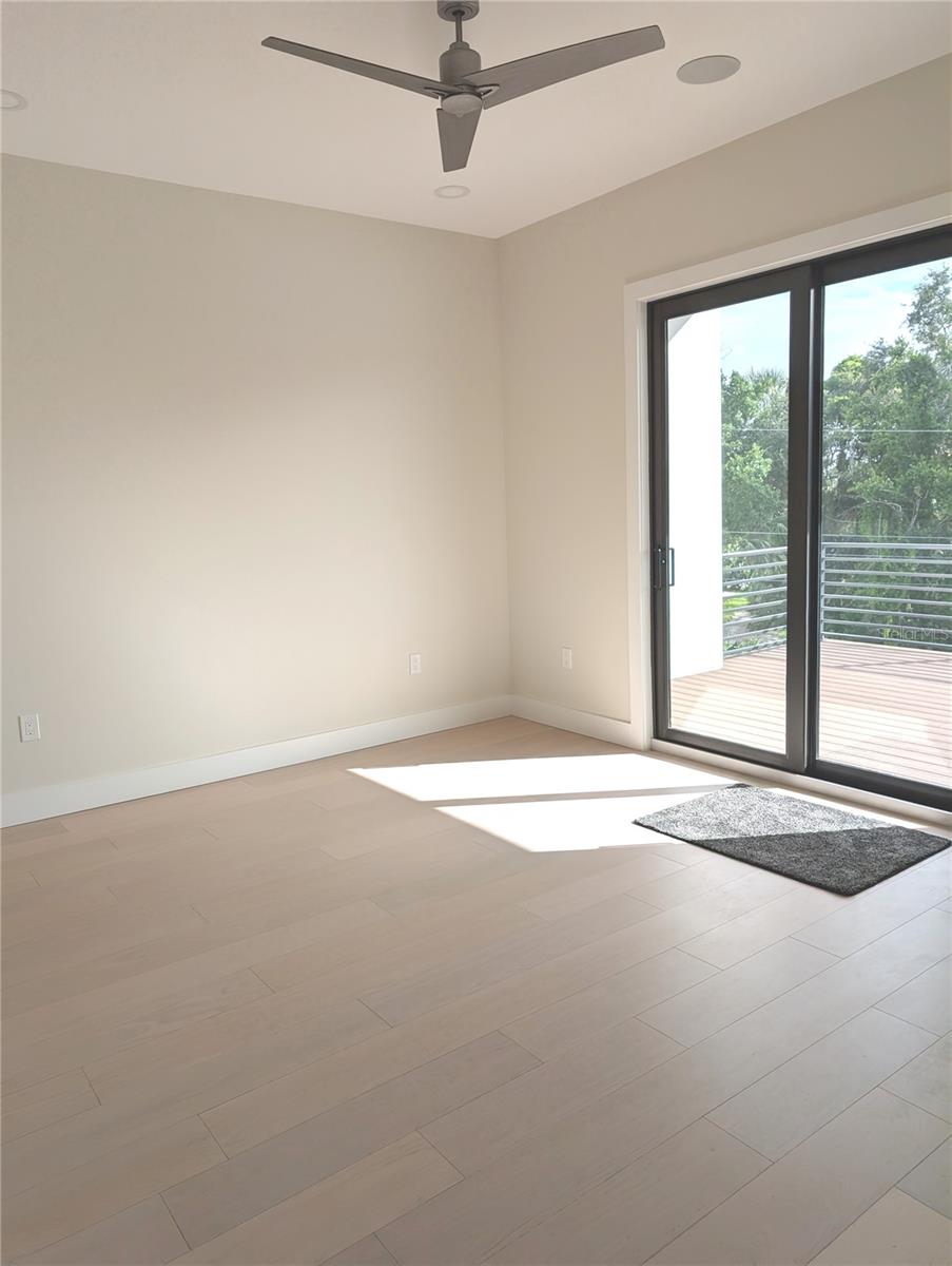 MONTICELLO - Residential