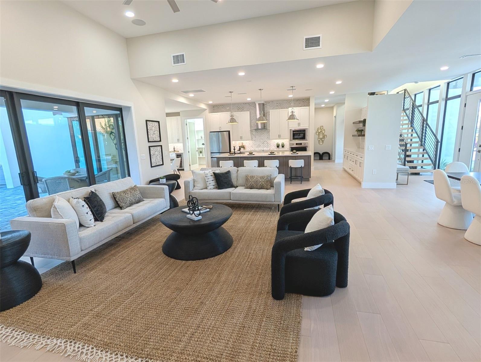 MONTICELLO - Residential