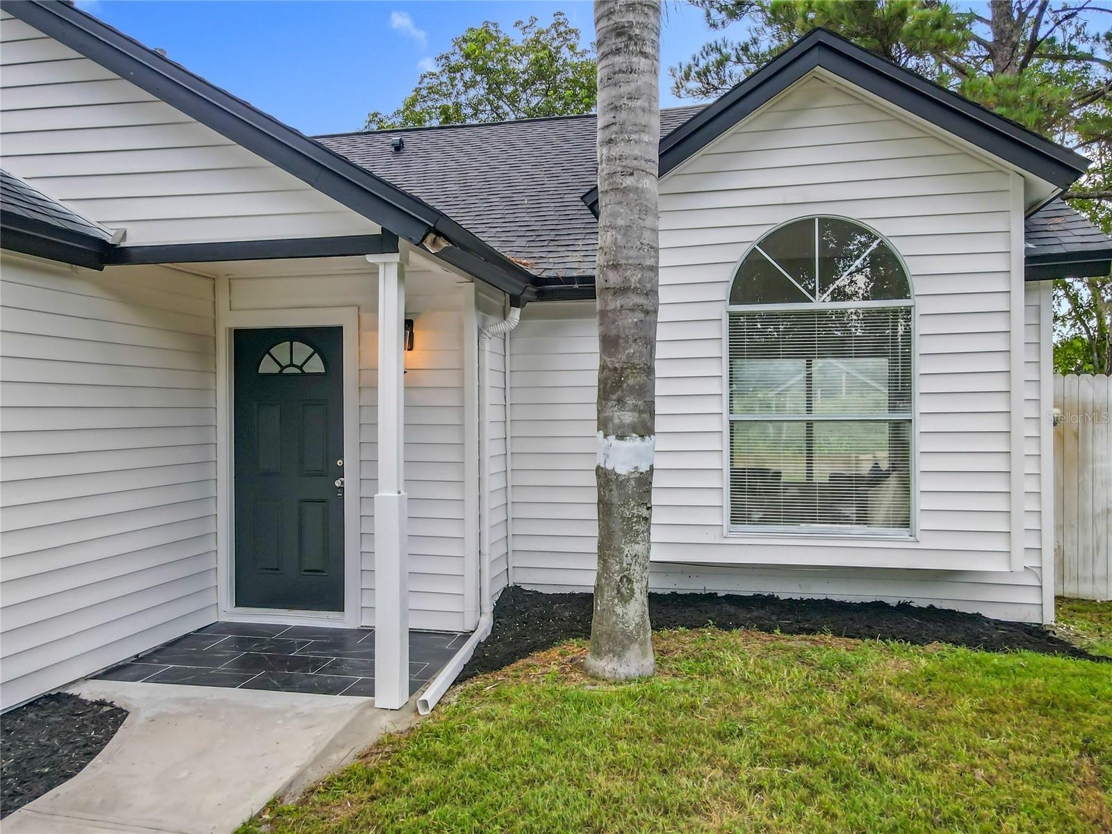 2160 CHURCHILL DOWNS CIRCLE