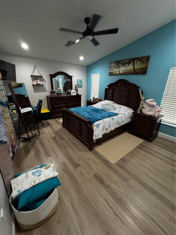 ORCHARD PARK - Residential Lease