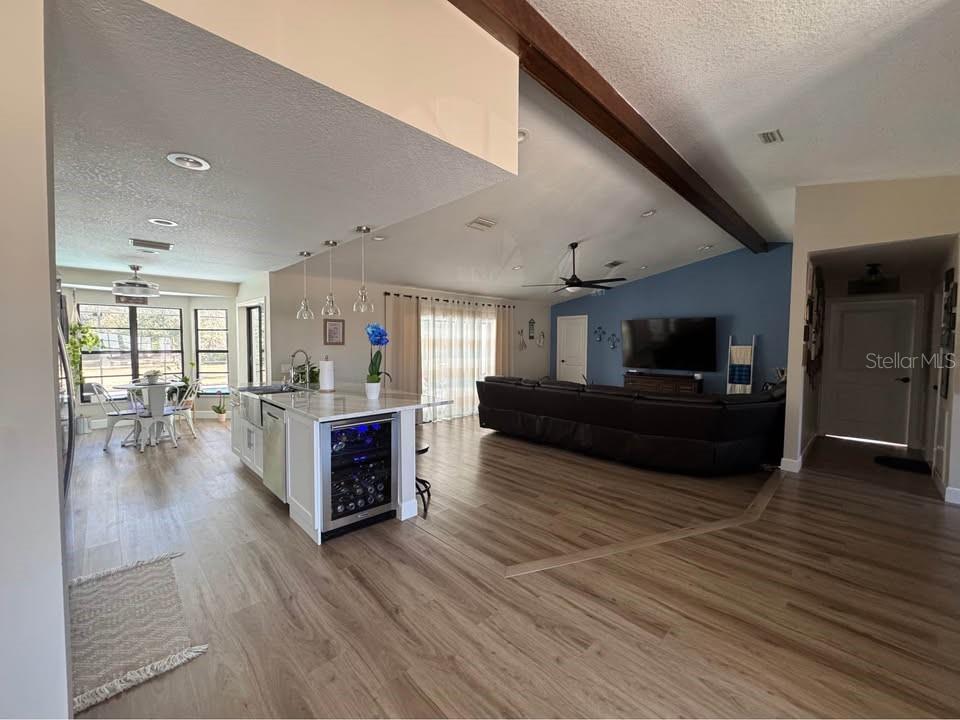 ORCHARD PARK - Residential Lease