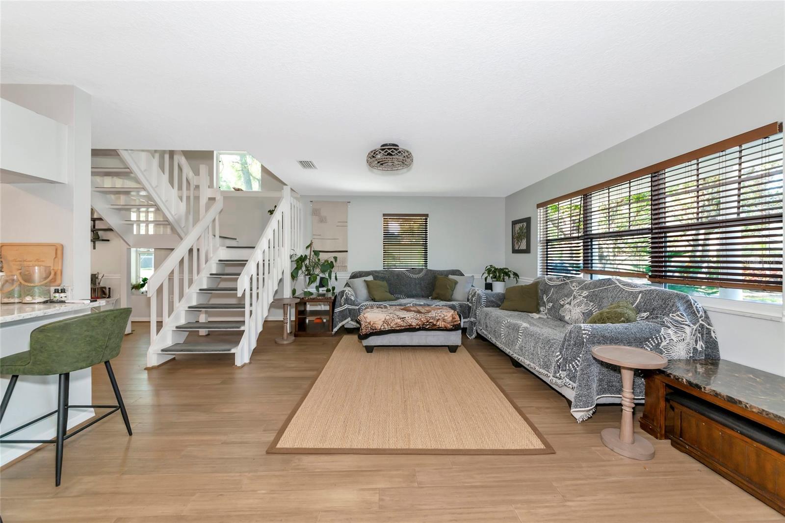 CAPE TOWN VILLAGE PH I - Residential