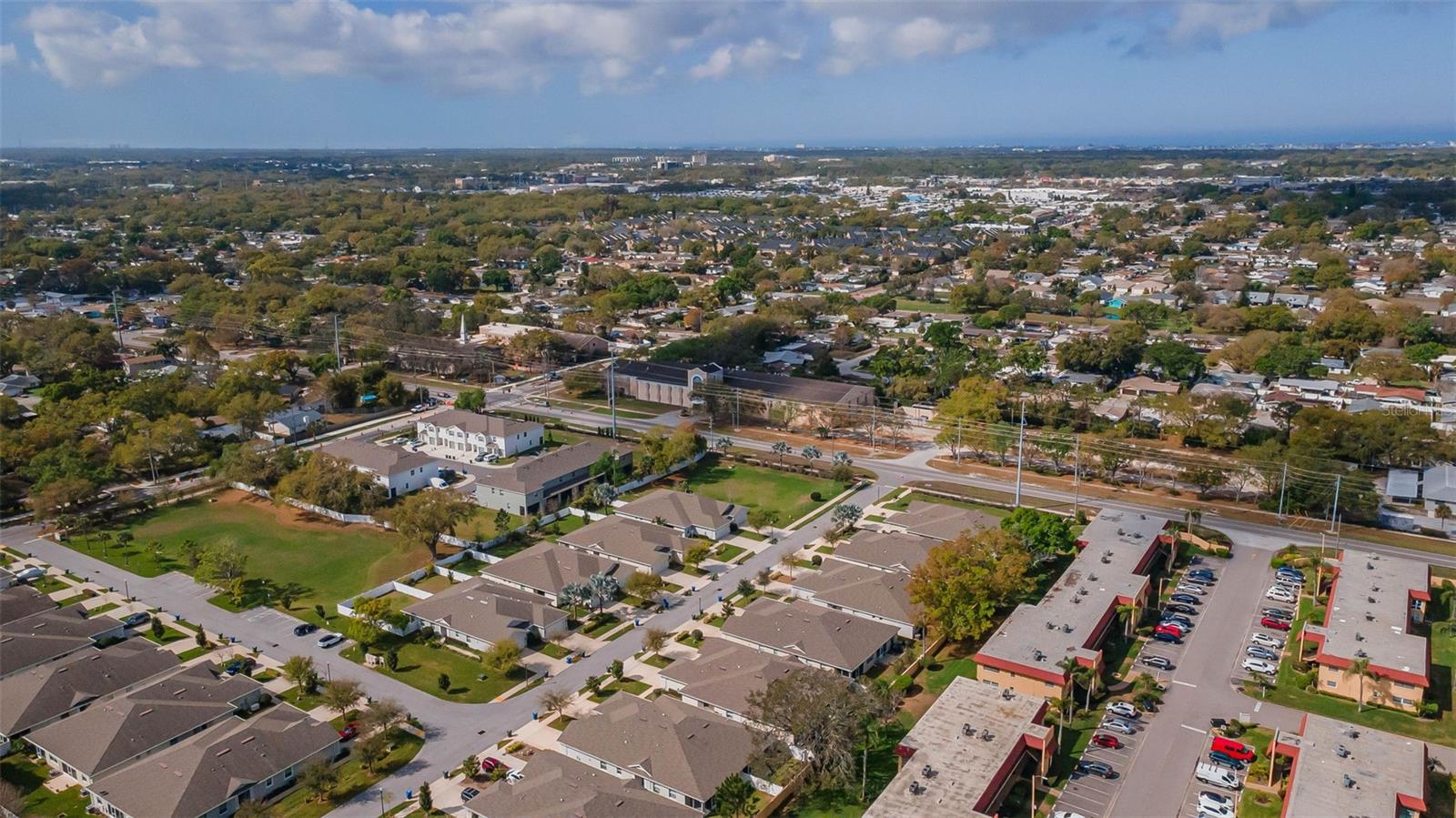 HIGHLAND PARK VILLAS - Residential