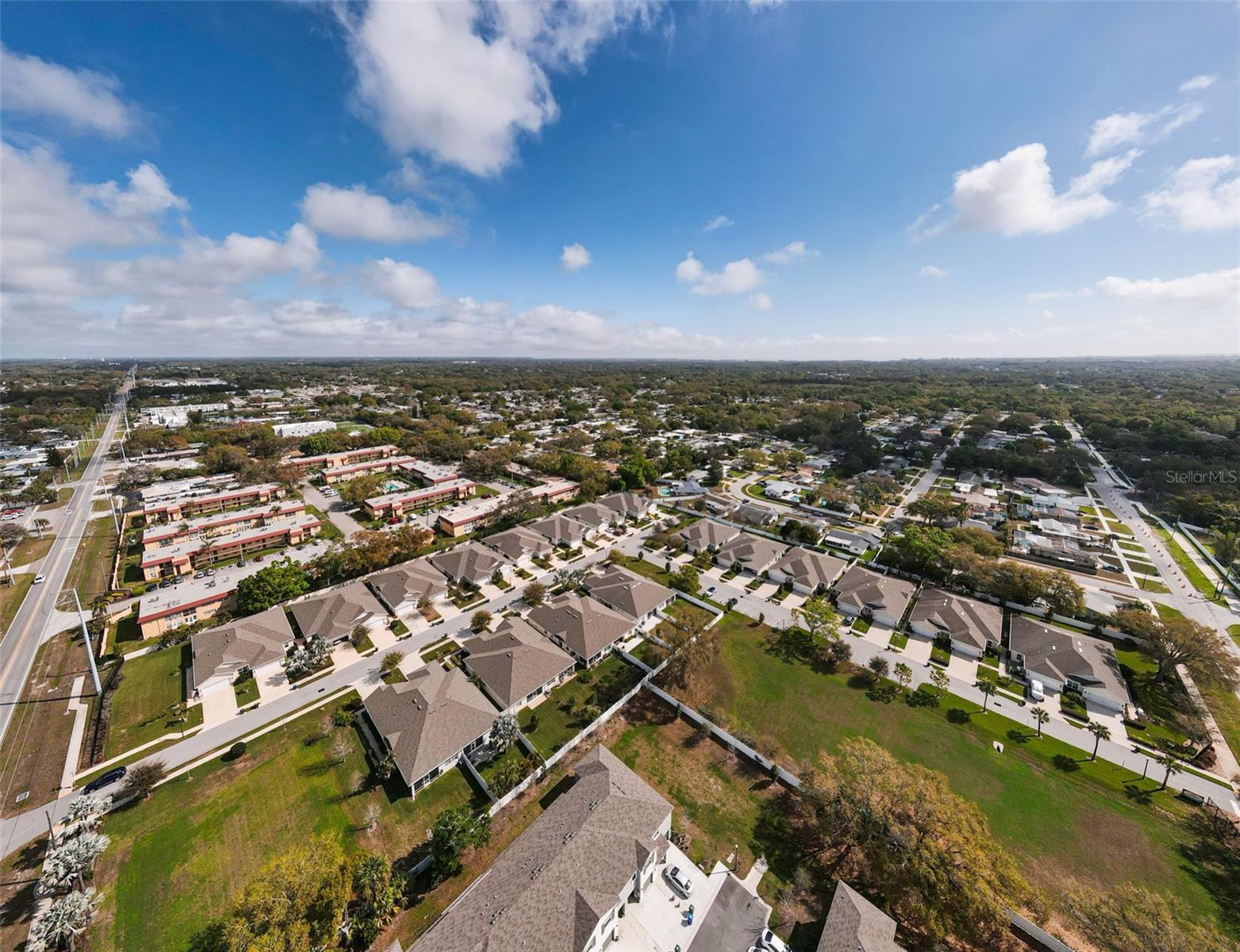 HIGHLAND PARK VILLAS - Residential