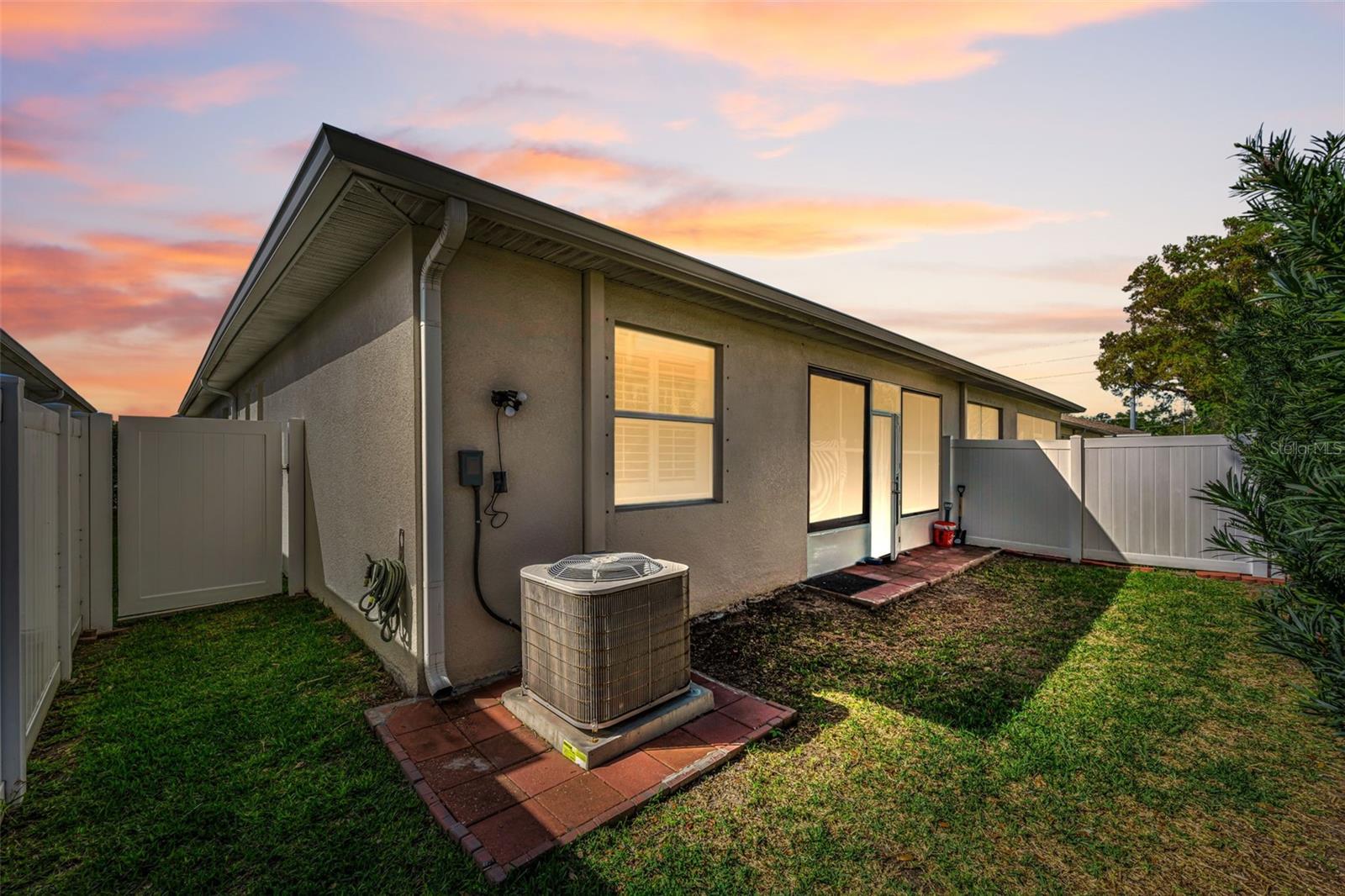 HIGHLAND PARK VILLAS - Residential