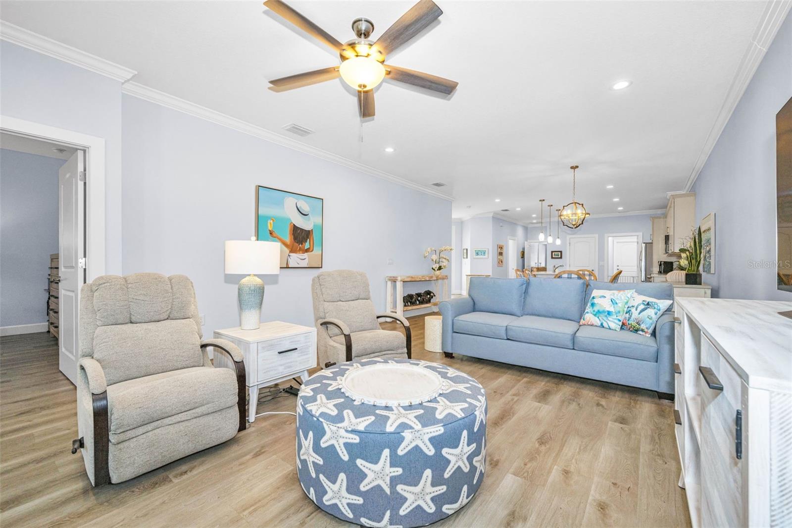 HIGHLAND PARK VILLAS - Residential