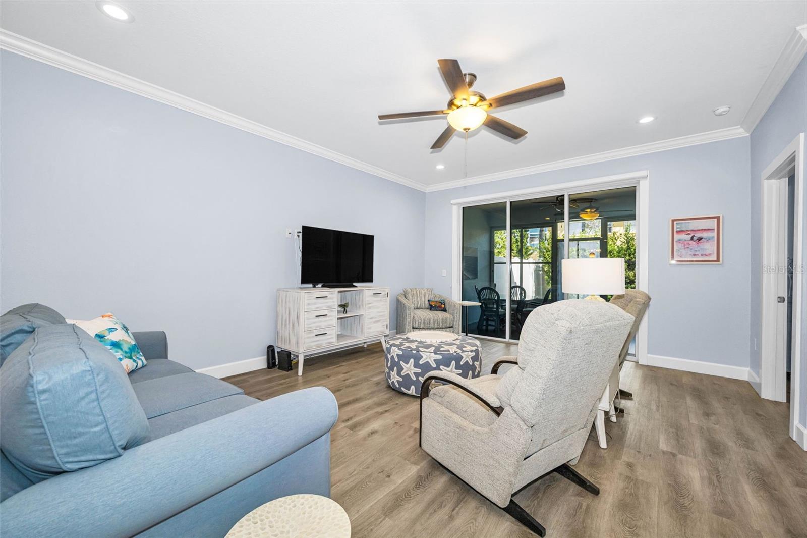 HIGHLAND PARK VILLAS - Residential