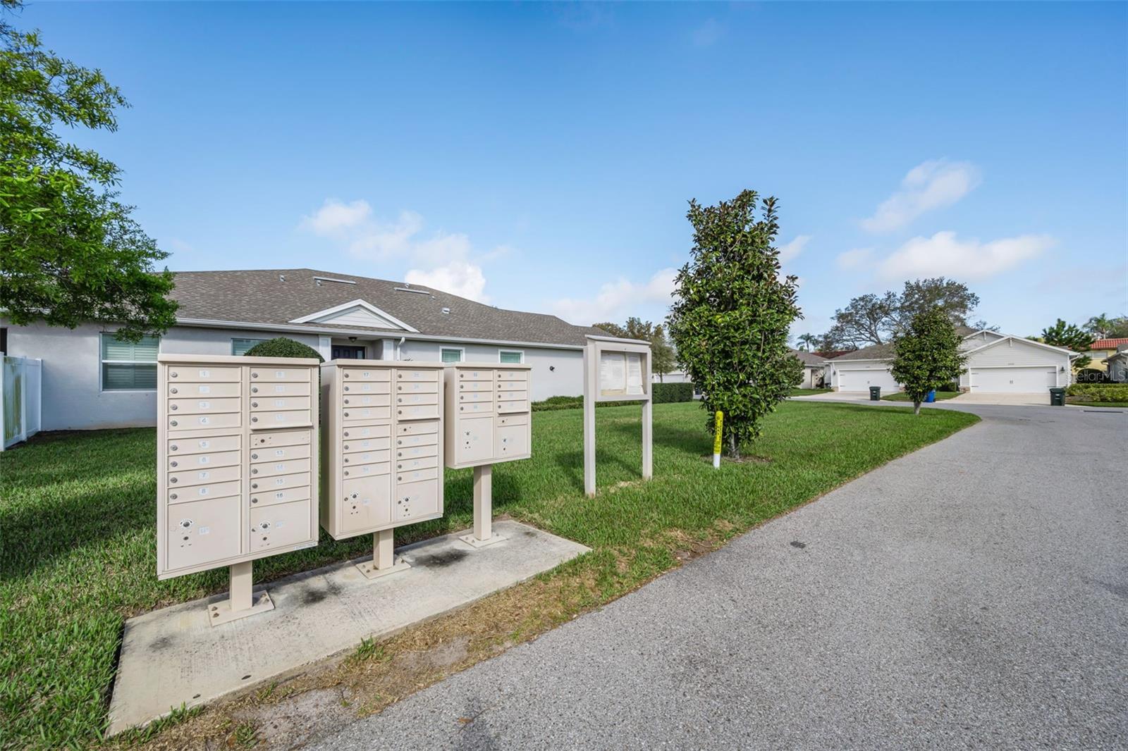 HIGHLAND PARK VILLAS - Residential