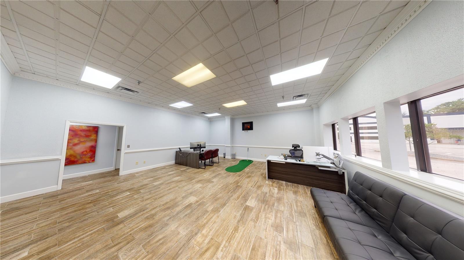 LAKE MARY COMMERCE CENTER - Commercial Lease