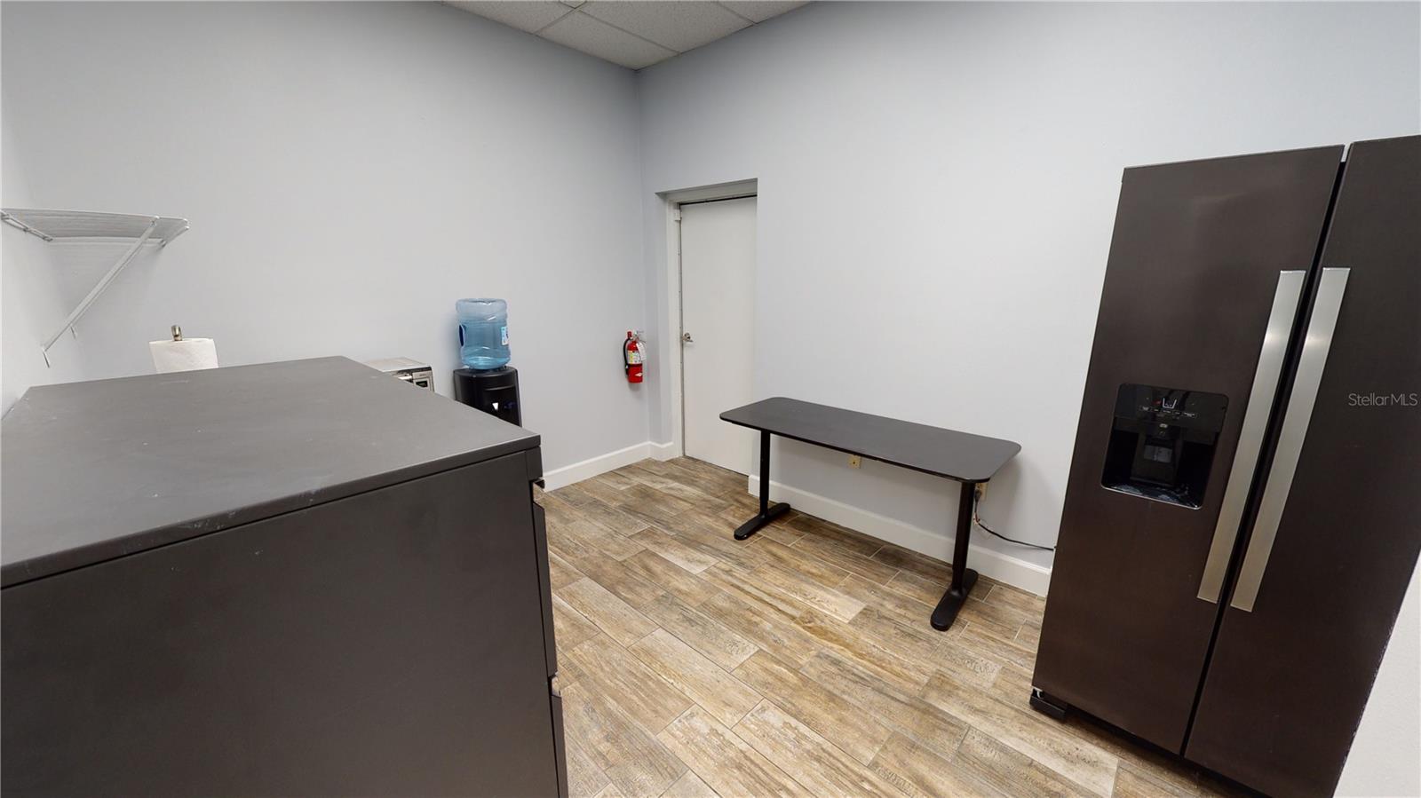 LAKE MARY COMMERCE CENTER - Commercial Lease