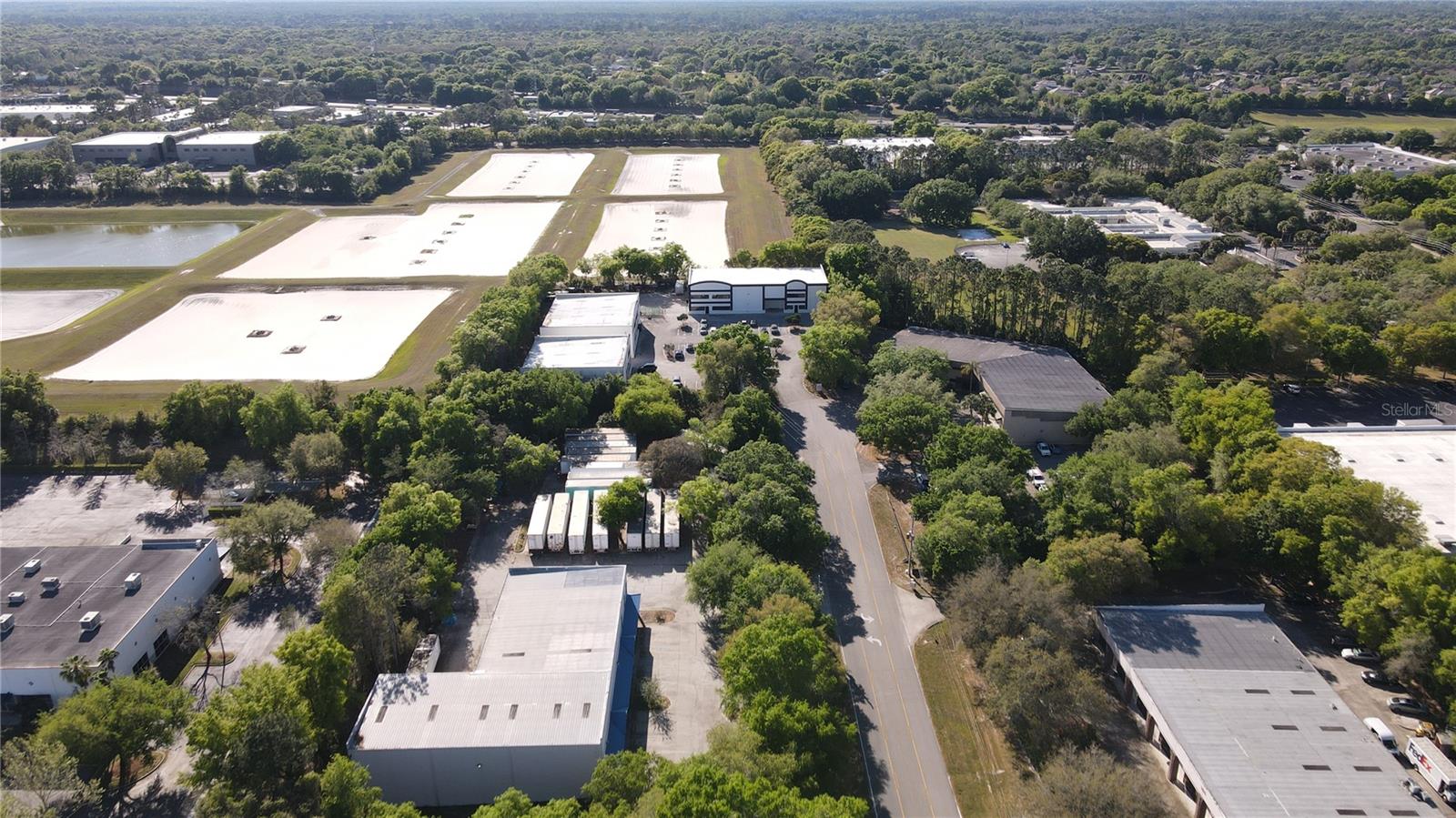 LAKE MARY COMMERCE CENTER - Commercial Lease