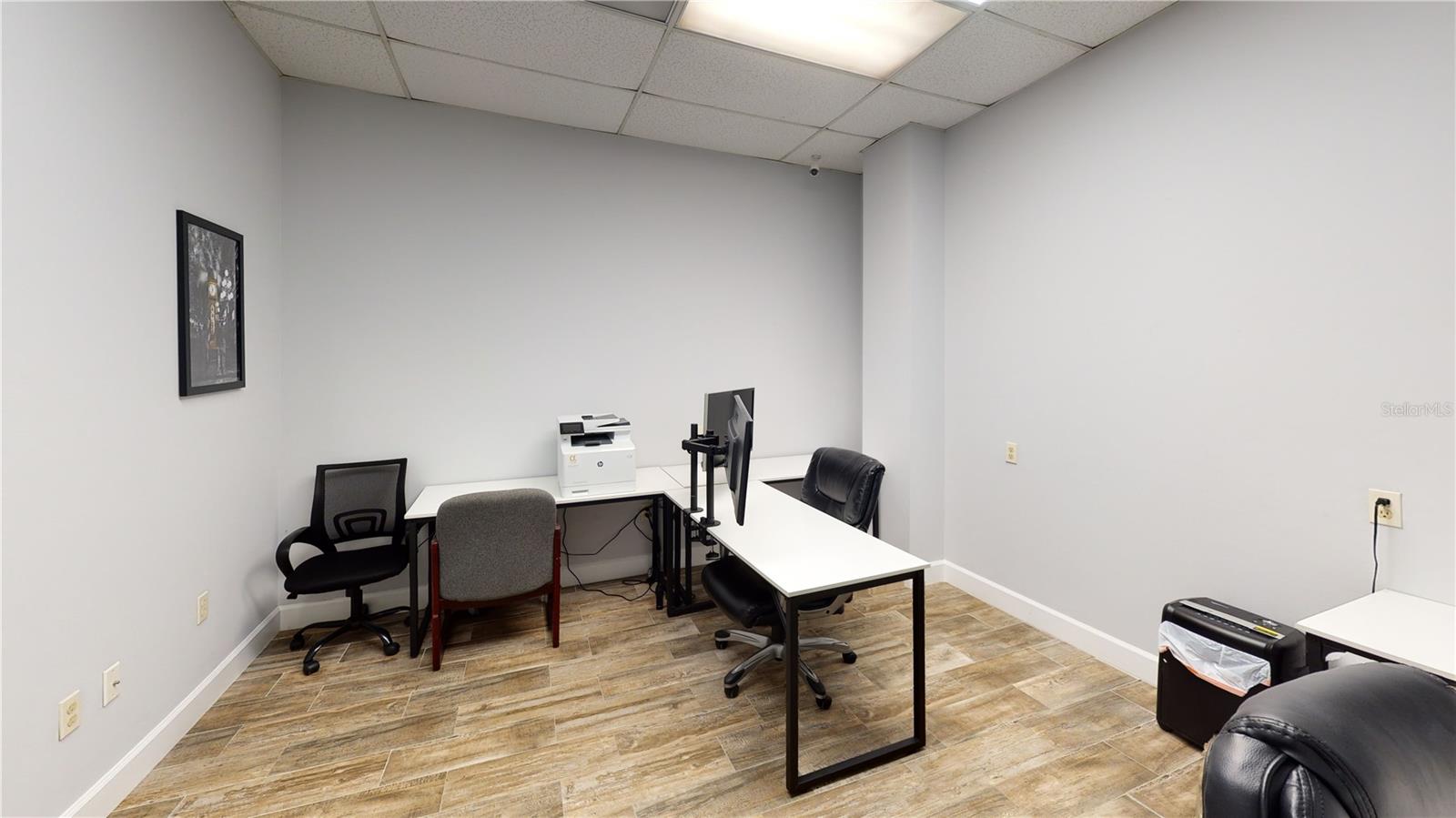 LAKE MARY COMMERCE CENTER - Commercial Lease