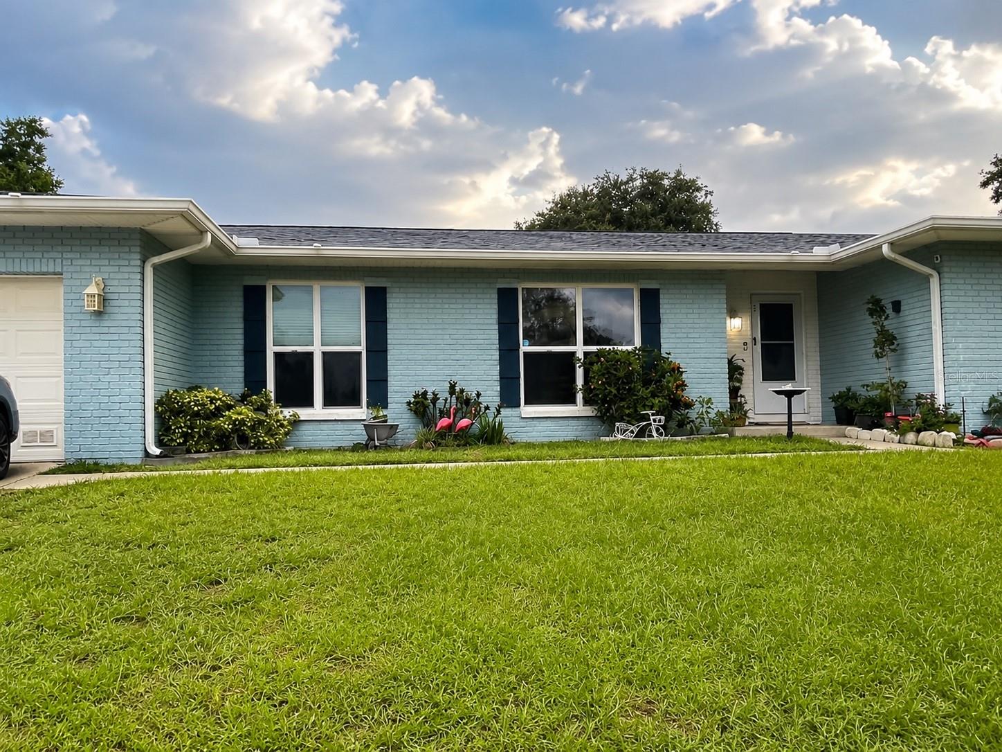 1124 KING ARTHUR COURT