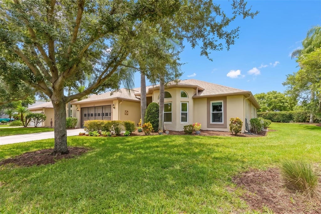 Photo of 1601 Laughton Place, Sun City Center, FL 33573 (MLS # TB8533498)