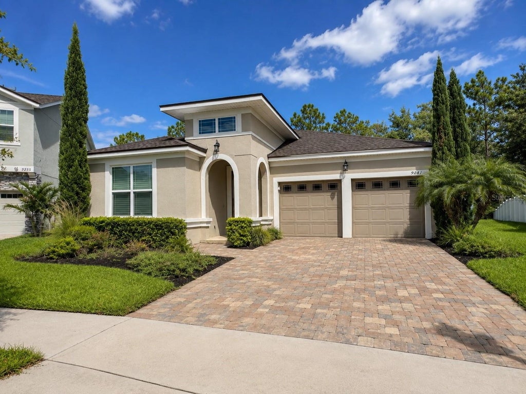 Photo of 9241 Patrimonio Loop, Windermere, FL 34786 (MLS # O6432925)