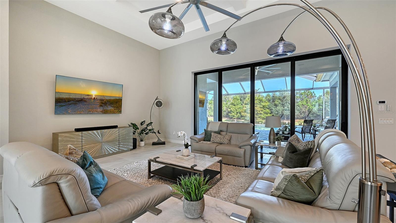 COUNTRY CLUB EAST AT LAKEWD RNCH YY1-4 - Residential