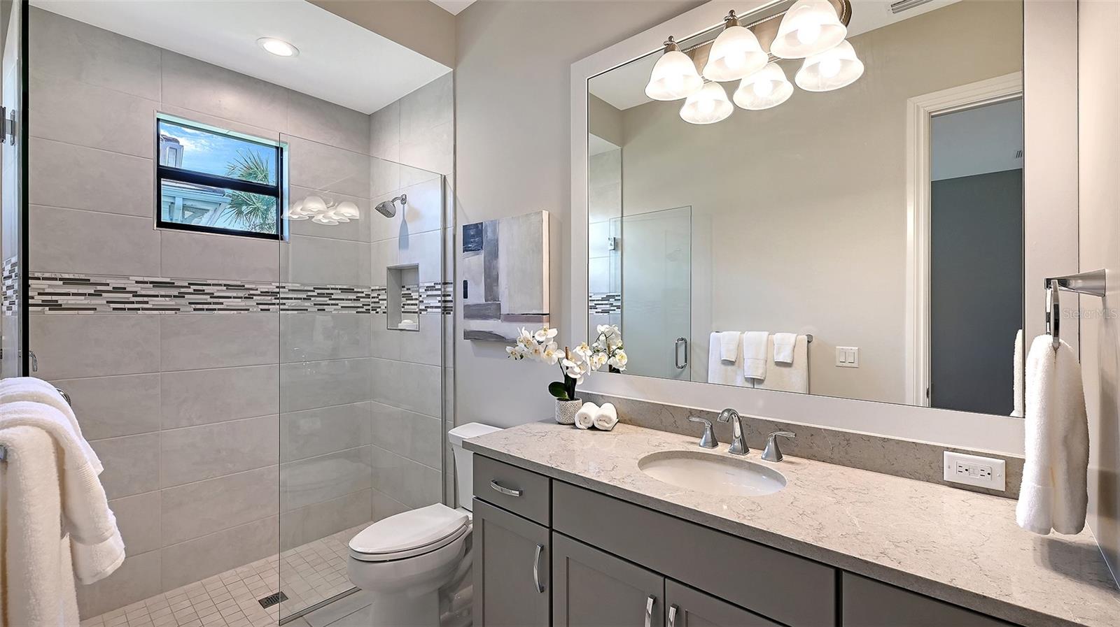 COUNTRY CLUB EAST AT LAKEWD RNCH YY1-4 - Residential