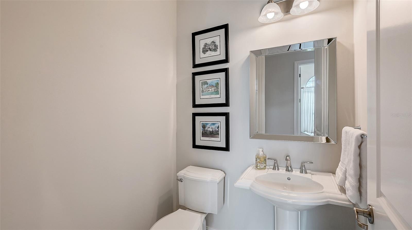 COUNTRY CLUB EAST AT LAKEWD RNCH YY1-4 - Residential