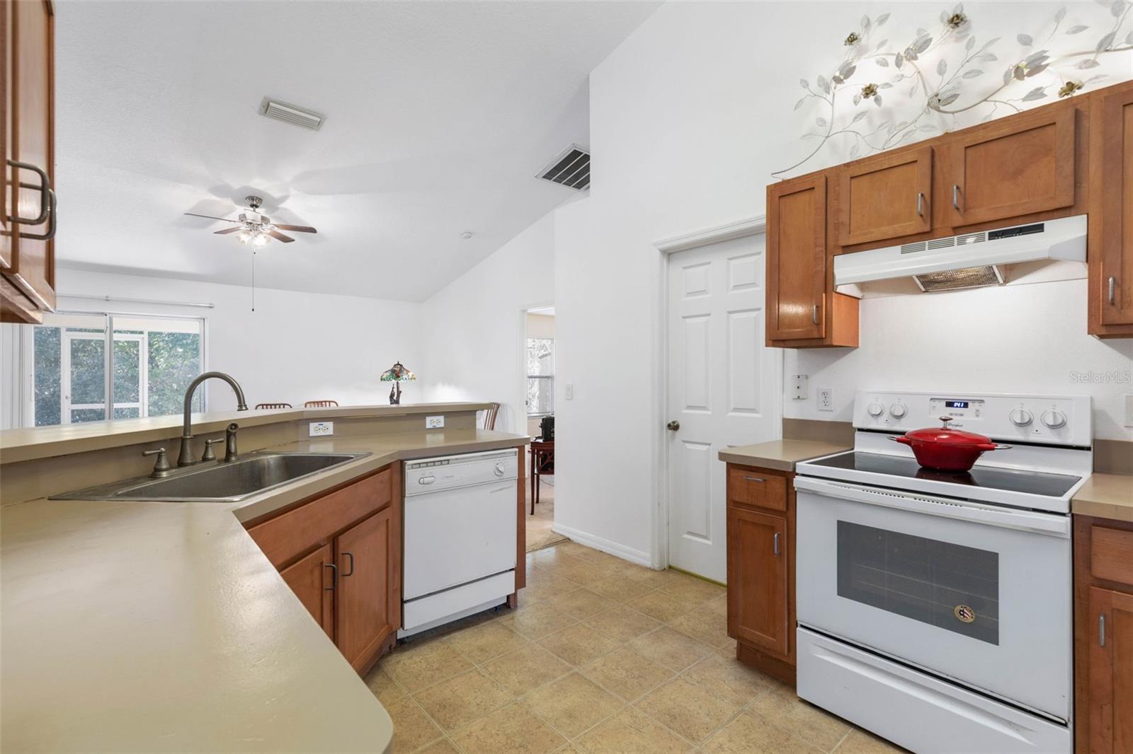 SOUTHWEST QUADRANT PH 01-04 - Residential