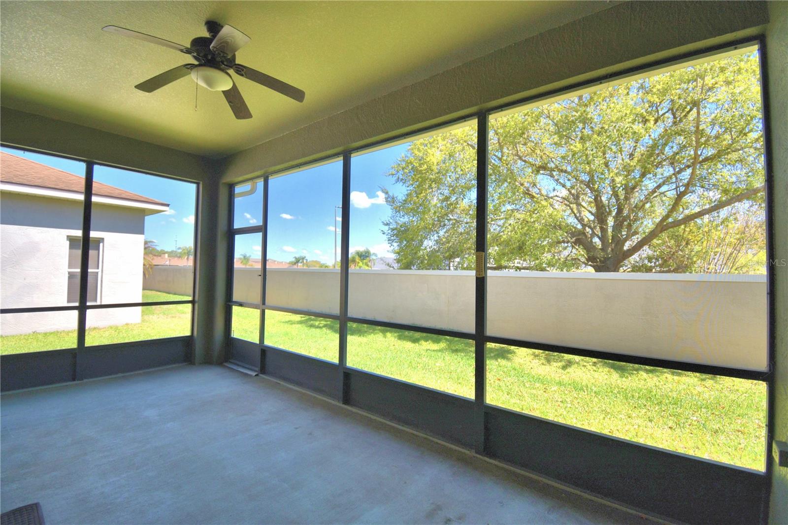 VIENNA SQUARE - Residential