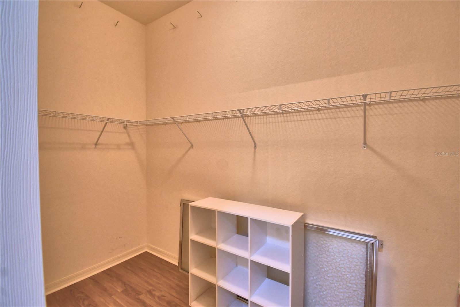 VIENNA SQUARE - Residential