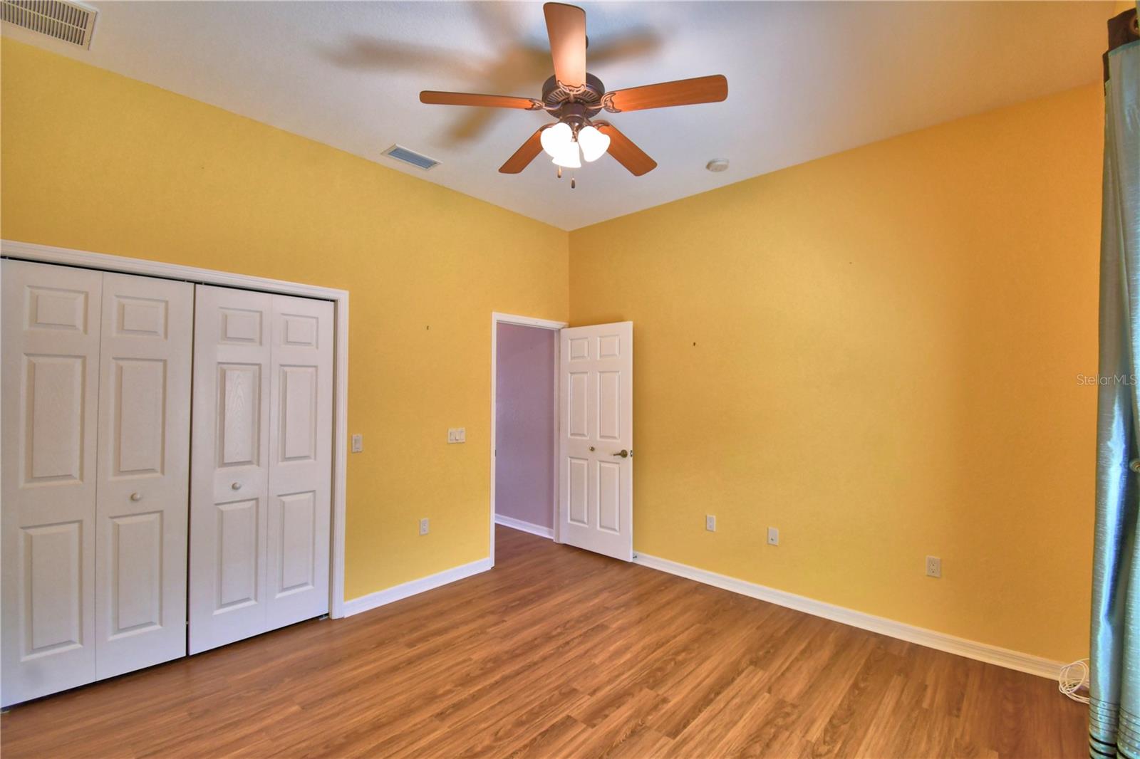 VIENNA SQUARE - Residential