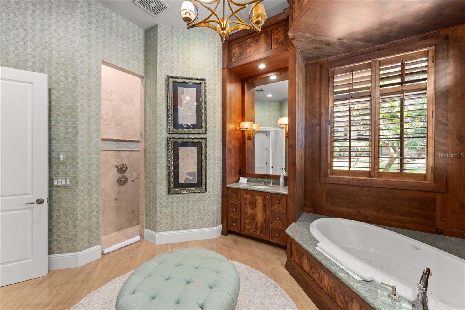 ISLEWORTH - Residential
