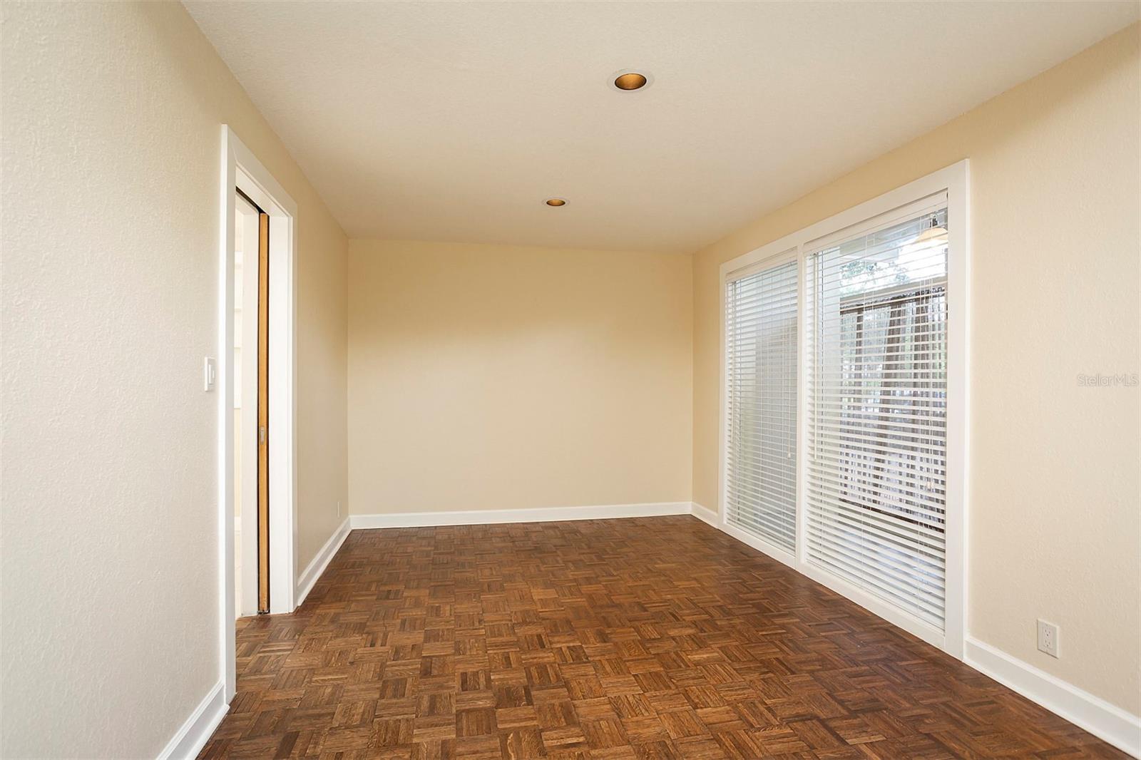 TUSCANIA - Residential