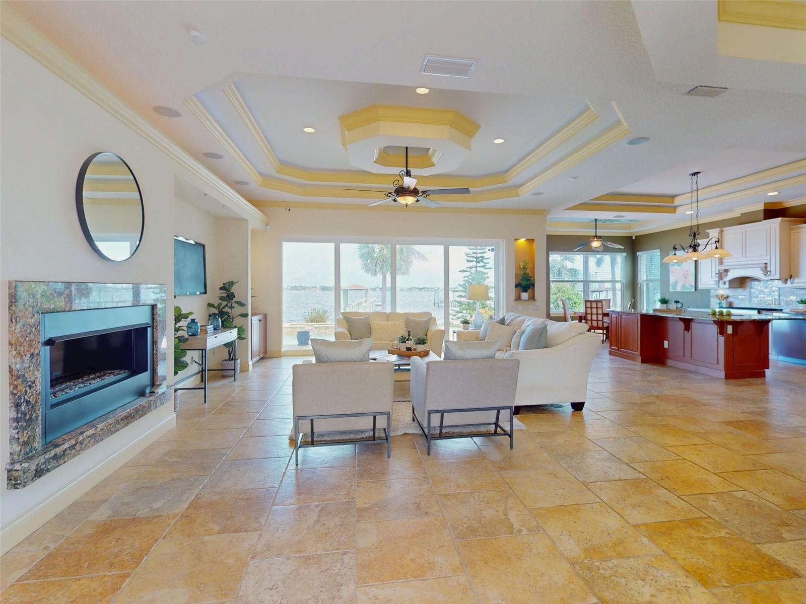 2227 S PALMETTO AVENUE