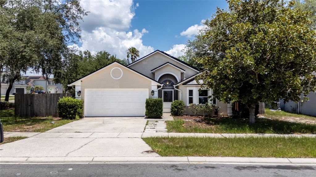 Photo of 154 Bayhead Street, Davenport, FL 33896 (MLS # S5152757)