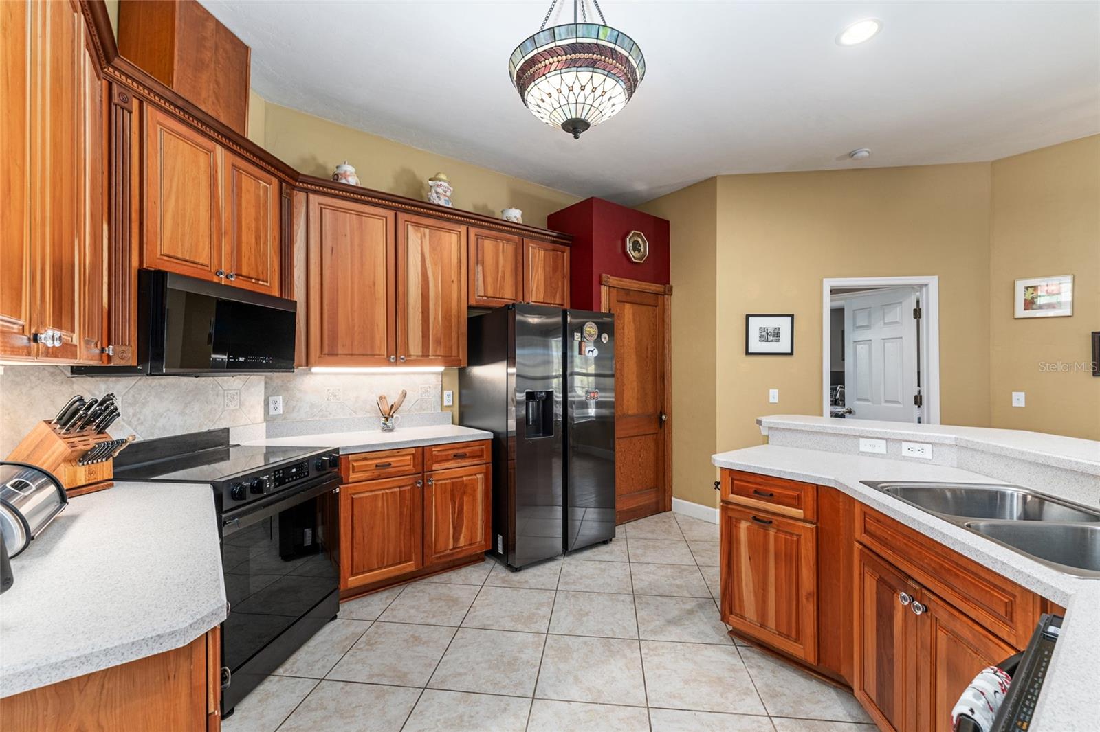 MEADOWS OF KANAPAHA - Residential