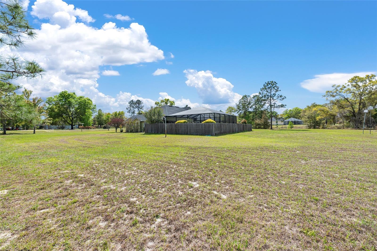 MEADOWS OF KANAPAHA - Residential