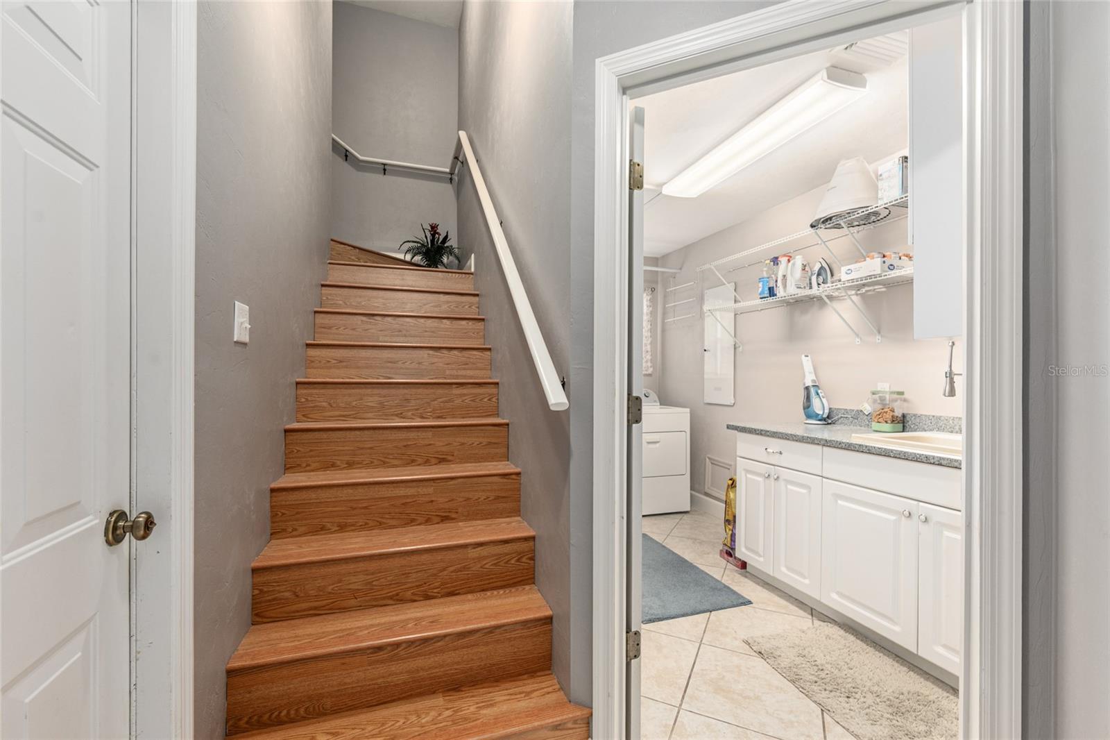 MEADOWS OF KANAPAHA - Residential