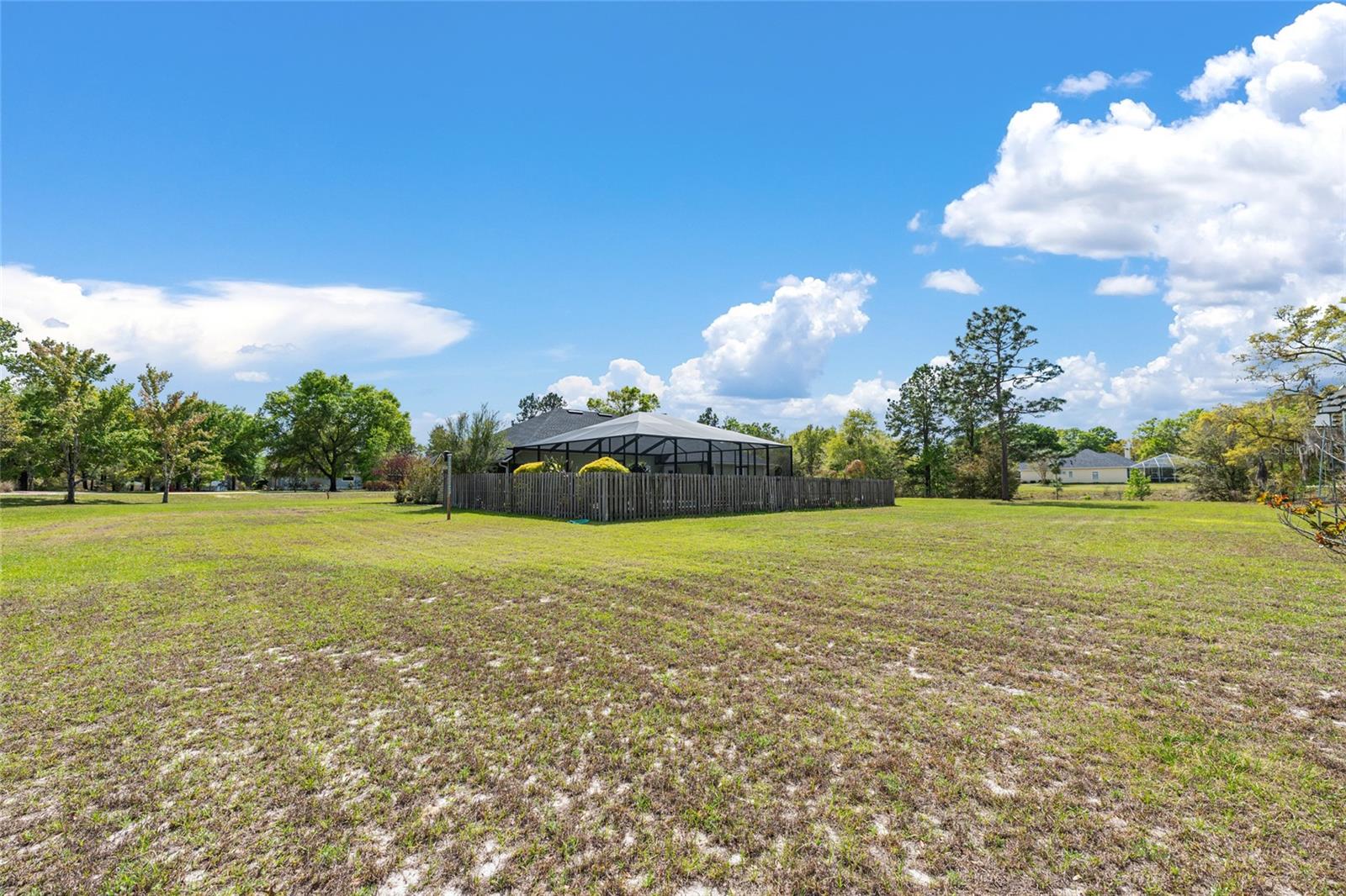 MEADOWS OF KANAPAHA - Residential