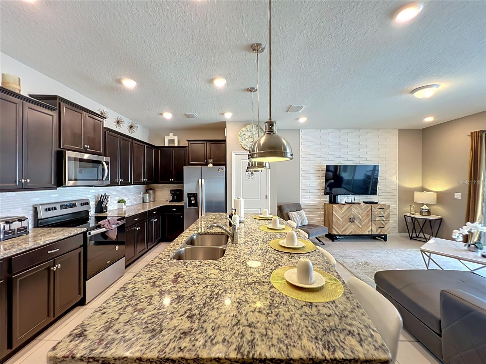 WINDSOR ISLAND RESIDENCE - Residential