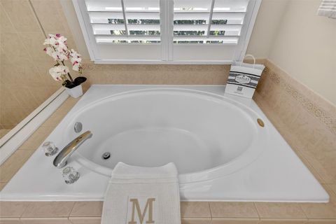 Tiny photo for 9096 Laurel Ridge Drive, Mount Dora, FL 32757 (MLS # G5111724)