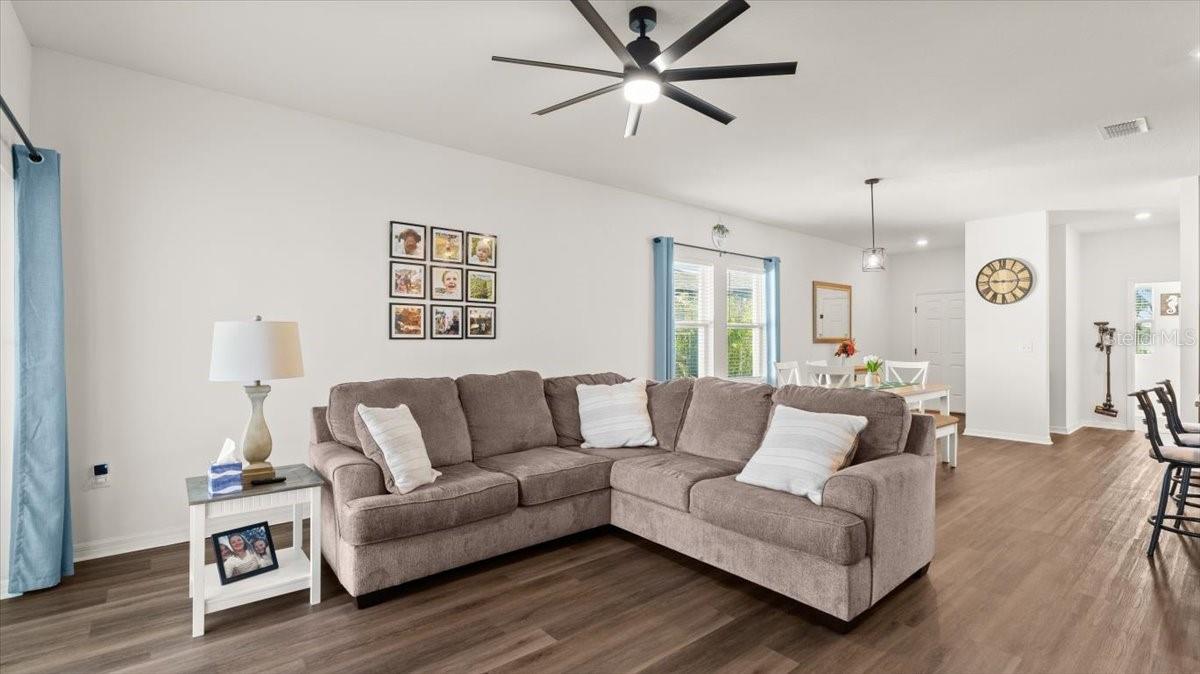 COASTAL WOODS UN B1 - Residential