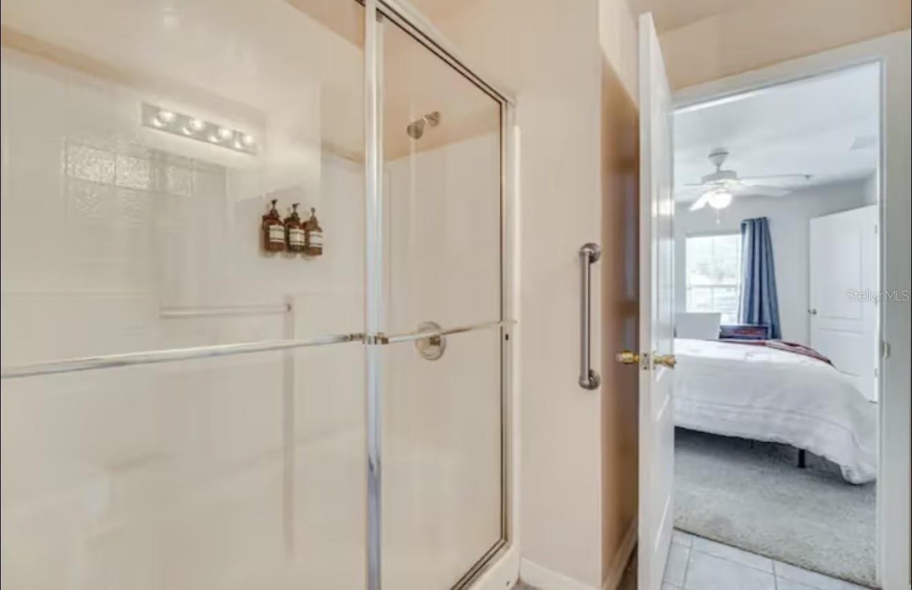 SANDY RIDGE PH 01 - Residential Lease