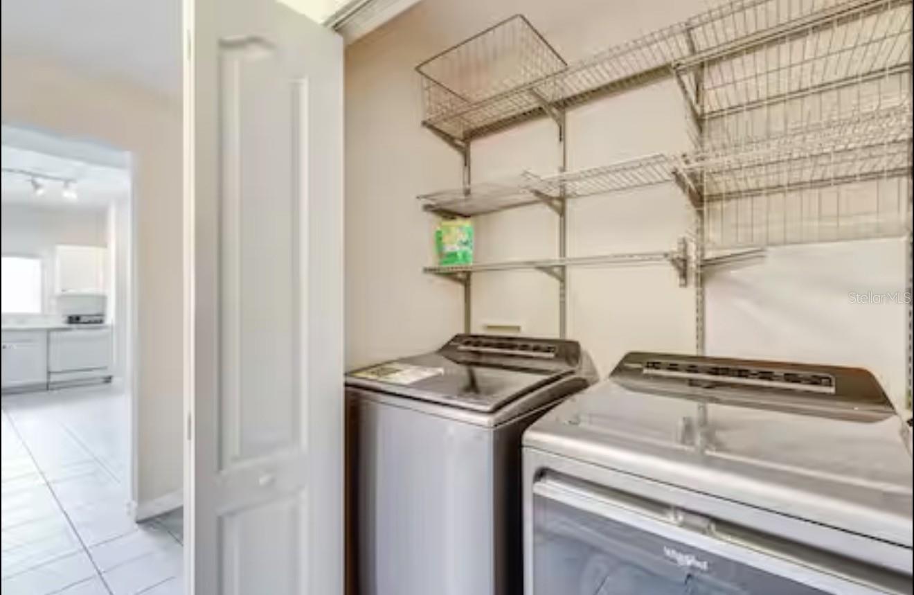 SANDY RIDGE PH 01 - Residential Lease