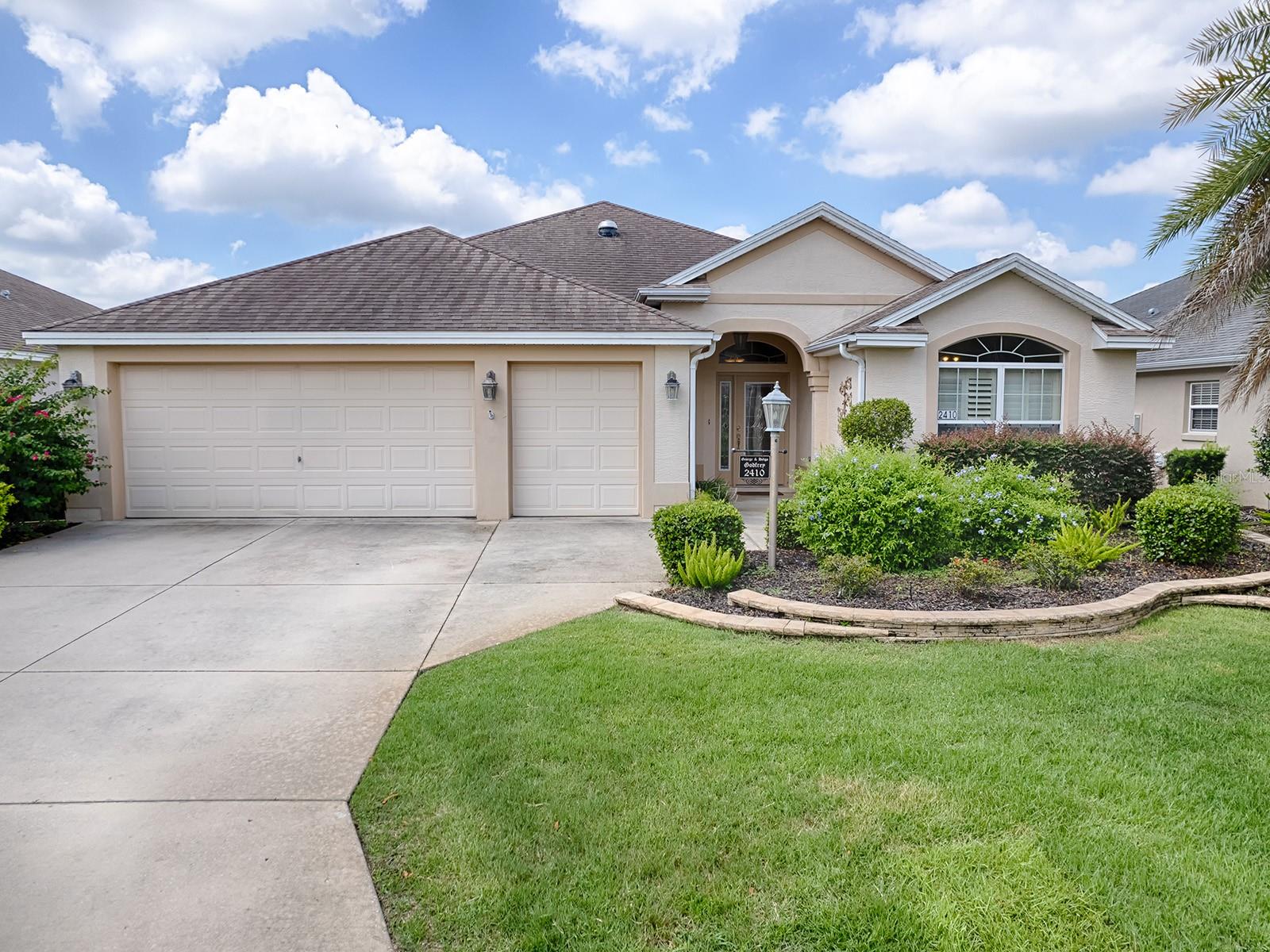 2410 LITTLE MOUNTAIN LOOP