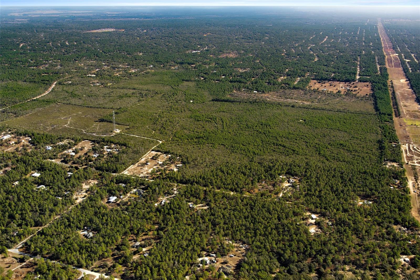 EQUESTRIAN ESTATES UNREC - Land