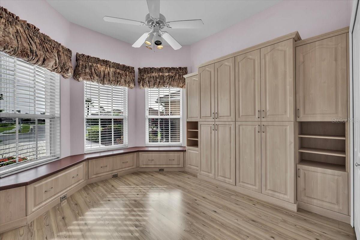 BOBCAT TRAIL - Residential