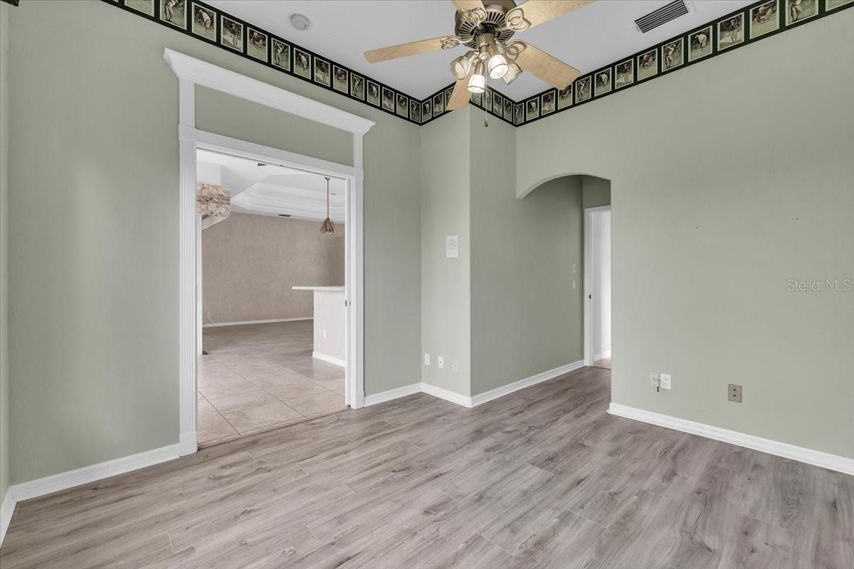 BOBCAT TRAIL - Residential