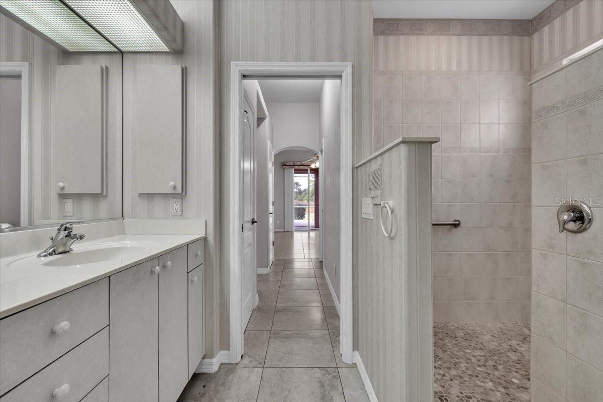 BOBCAT TRAIL - Residential