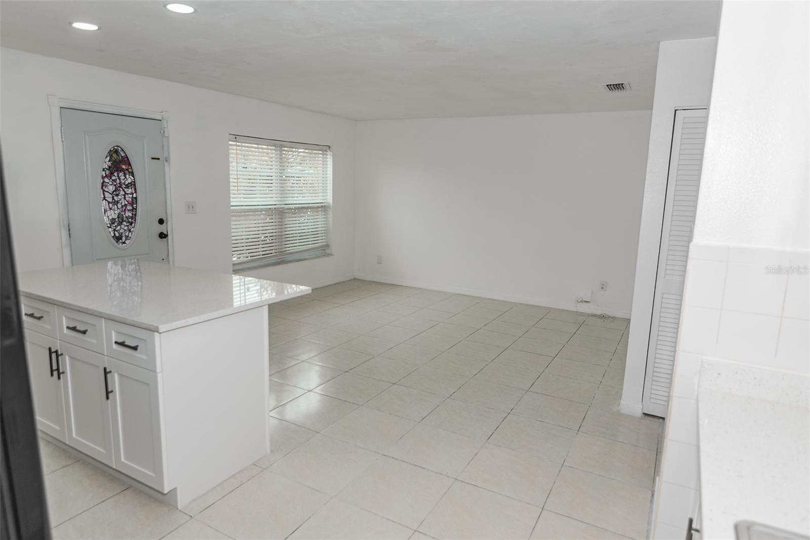 PINE CREST VILLA ADD 6 - Residential