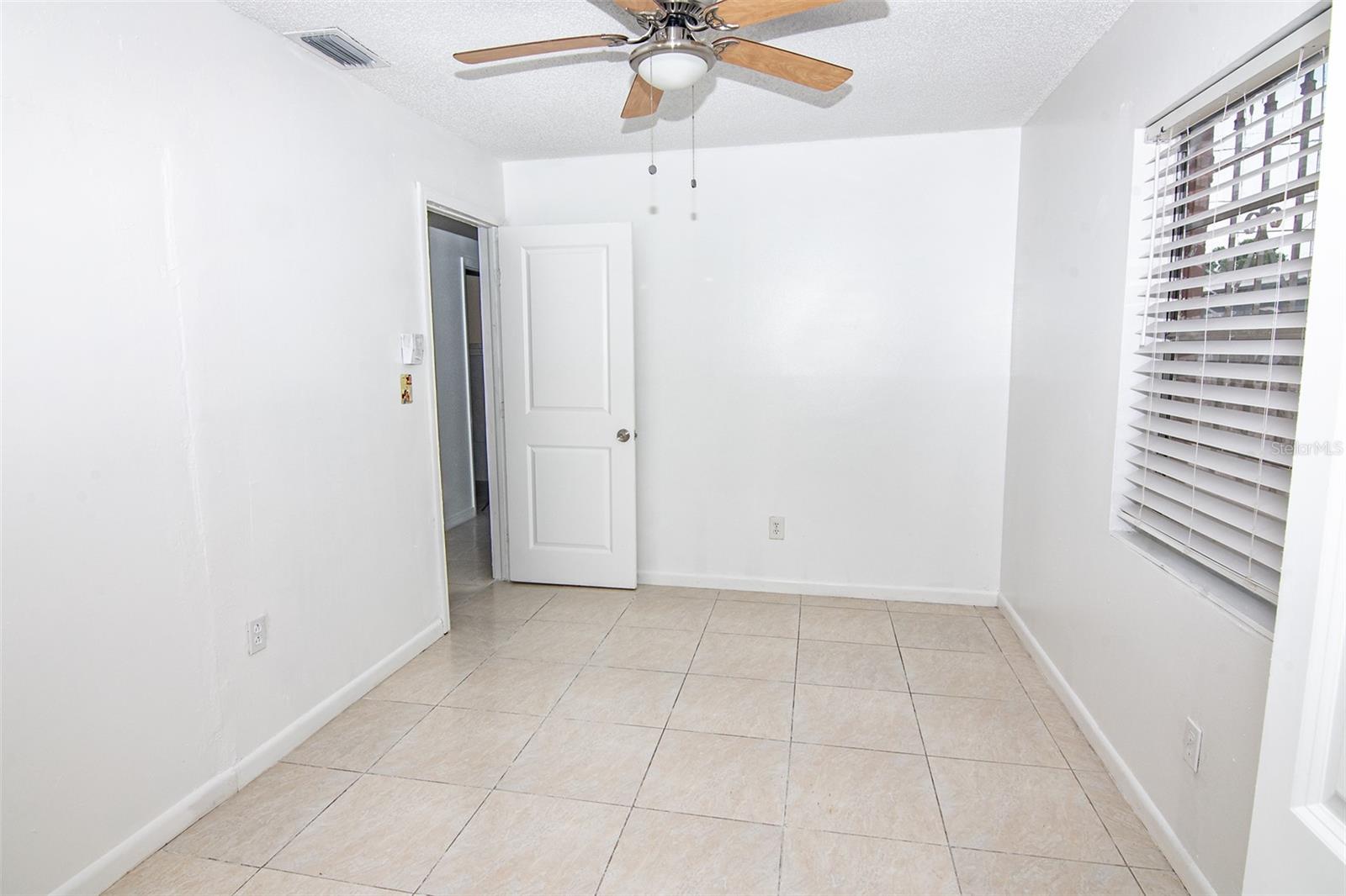 PINE CREST VILLA ADD 6 - Residential
